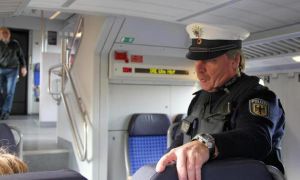 Du khách Việt bị mất túi tiền 6.000€ trên tàu cao tốc ở Đức