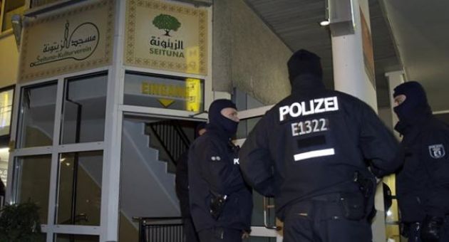 Cảnh sát Đức bắt giữ thủ lĩnh Hồi giáo cực đoan ở sân bay Frankfurt