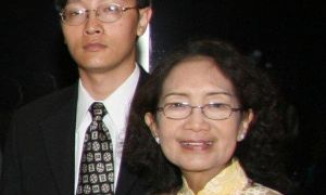 Thảm kịch giết mẹ trong gia đình gốc Việt vì bị ép trở thành bác sĩ