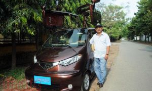 Chiếc ô tô điện đầu tiên do một người Việt Nam sáng chế, chạy 100km chỉ tốn 15...