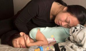 Đau lòng câu chuyện người mẹ gốc Việt đối diện trục xuất