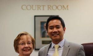 Chàng trai gốc Việt 35 tuổi trở thành thẩm phán ở Mỹ