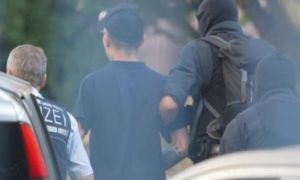 Đức bắt 8 người nghi liên quan tới nhóm tấn công người nước ngoài
