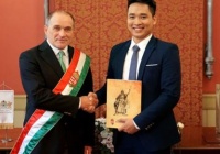 Chàng trai Việt được đặc cách nhập tịch Hungary