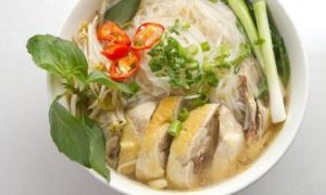 Blog ẩm thực Tây dạy nấu Phở Việt Nam nhưng công thức sai bung bét, còn mạnh...
