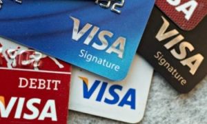 Có nên từ bỏ thẻ Visa vì nguy cơ mất tiền rất cao?