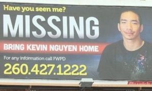 Gia đình Mỹ gốc Việt thuê biển quảng cáo ngoài trời tìm con trai mất tích