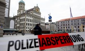 Đức sơ tán hàng loạt tòa thị chính do bị đe dọa đánh bom