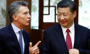 Giáo sư Đại học Harvard: Trung Quốc chỉ là ‘gã khổng lồ’ với đôi chân đất sét?