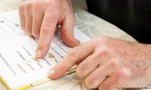 Hàng triệu người Đức gặp khó khăn trong việc đọc và viết chữ