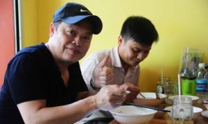Siêu đầu bếp gốc Việt nấu ăn cho sao Hollywood: 'Tôi dùng một thứ ai cũng bất...