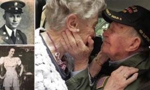 Cuộc hội ngộ xúc động của cựu chiến binh Mỹ và mối tình đầu sau 75 năm