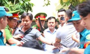 Toàn cảnh phiên xét xử kín bị cáo Nguyễn Hữu Linh