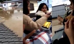 Bão Hagibis làm ngập nhà, 7 cô gái Việt ở Nhật trốn kịp lên nóc ngồi ăn mỳ tôm