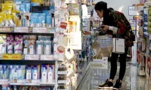 Nhật bắt cô gái người Việt lấy cắp 8.300 mặt hàng mỹ phẩm