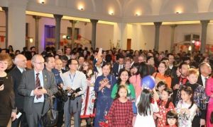 Gần 900 người Việt tại Đức dự Tết cộng đồng, khởi động kỷ niệm 45 năm quan hệ...