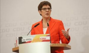 Chủ tịch CDU tiếp tục tại nhiệm đến khi có ứng cử viên thủ tướng mới