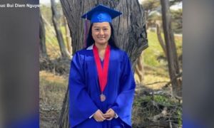 Yêu cầu du học sinh Việt phải đổi tên, giáo sư Mỹ “gánh họa“