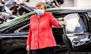 Thủ tướng Đức bí mật thăm nhân vật đối lập Nga nghi bị đầu độc