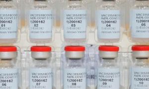 Mỹ thông qua loại vaccine COVID-19 thứ ba, tác dụng ngay từ mũi tiêm đầu tiên