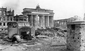 Những trận ném bom của Liên Xô xuống Berlin năm 1941 qua hồi ức của người Đức