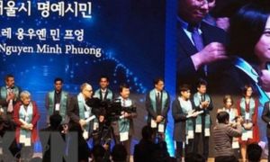 Nữ 8X người Việt đầu tiên được ghi nhận là “công dân gương mẫu Seoul“