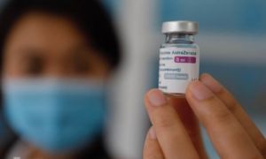 Latvia nhượng vaccine cho Việt Nam