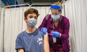 Bộ Y tế quyết: Sẽ tiêm vắc xin Pfizer cho trẻ 12-17 tuổi toàn quốc