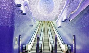 6 ga tàu điện ngầm thiết kế như lối vào thế giới khác, lộng lẫy hệt cung điện