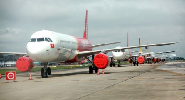 Việt Nam chuẩn bị bay quốc tế; hoãn ban hành quy định giá xét nghiệm