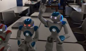 Nhật Bản: Robot có khả năng tự suy nghĩ