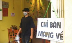 Các quận trung tâm Hà Nội dừng bán hàng ăn, uống tại chỗ