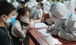 Bắc Giang phát hiện hàng chục học sinh tiểu học mắc COVID-19