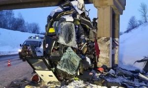 Tai nạn xe buýt ở Nga, 5 người chết