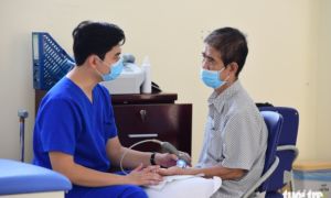 Tin sáng 17-1: Hơn 60.000 bệnh nhân COVID-19 đang điều trị, Hà Nội mở 'Trạm y...