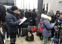 Đại sứ quán và nhiều hội đoàn, cá nhân người Việt ở Đức nỗ lực hỗ trợ bà con sơ tán từ Ukraine