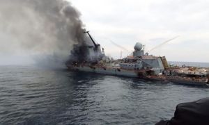 Ukraine tuyên bố bắn cháy thêm một tàu quân sự Nga