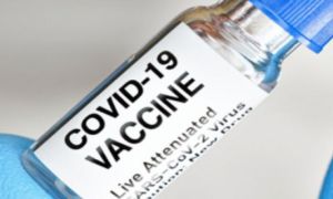 Anh cấp phép vaccine ngừa COVID-19 và biến thể
