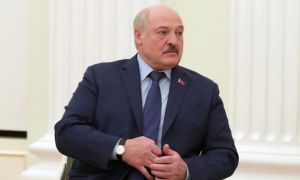 Ukraine từ chối lời chúc mừng Quốc khánh từ láng giềng Belarus