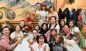 Người Việt với niềm vui hội ngộ tại lễ hội bia Đức Oktoberfest