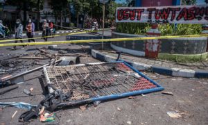 Cảnh sát Indonesia xin lỗi vụ bạo loạn sân cỏ tại nước này