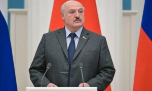 Tổng thống Lukashenko nói Ukraine đưa 15.000 quân đến biên giới Belarus