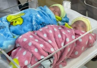 Kỳ diệu: Lần đầu tiên tại Việt Nam nuôi sống thành công cặp song sinh nặng 500g, chào đời ở tuần thai thứ 25