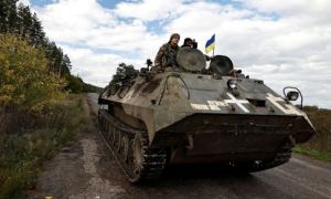 Ukraine tuyên bố đã giải phóng hàng chục thị trấn ở phía Nam và phía Đông