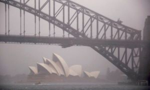 Mưa kỷ lục trong hơn 160 năm ở Sydney, Australia cảnh báo lũ lớn