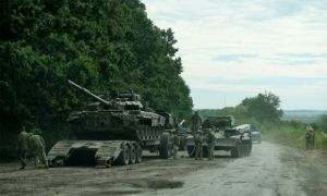 Bộ Quốc phòng Anh nhận định Ukraine thu hơn 400 xe tăng Nga