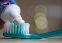 Dầu gội đầu, kem đánh răng… có thể tạo ra siêu vi khuẩn trong hệ thống thoát nước