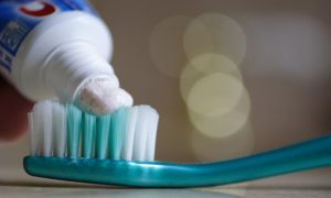 Dầu gội đầu, kem đánh răng… có thể tạo ra siêu vi khuẩn trong hệ thống thoát...
