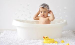 9 thời điểm cha mẹ không nên tắm cho trẻ kẻo hậu quả khó lường