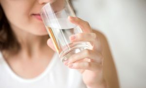 Bạn có đang uống nước sai cách?